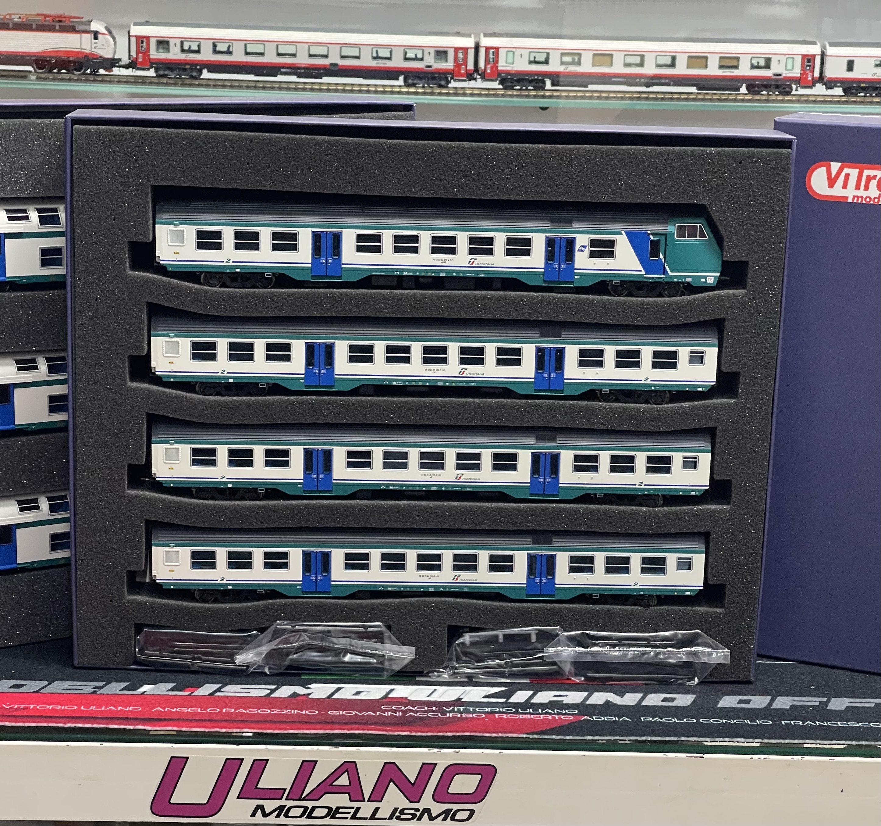 Vitrains 1055 set 3 carrozze +1 pilota MDVCfs livrea XMPR