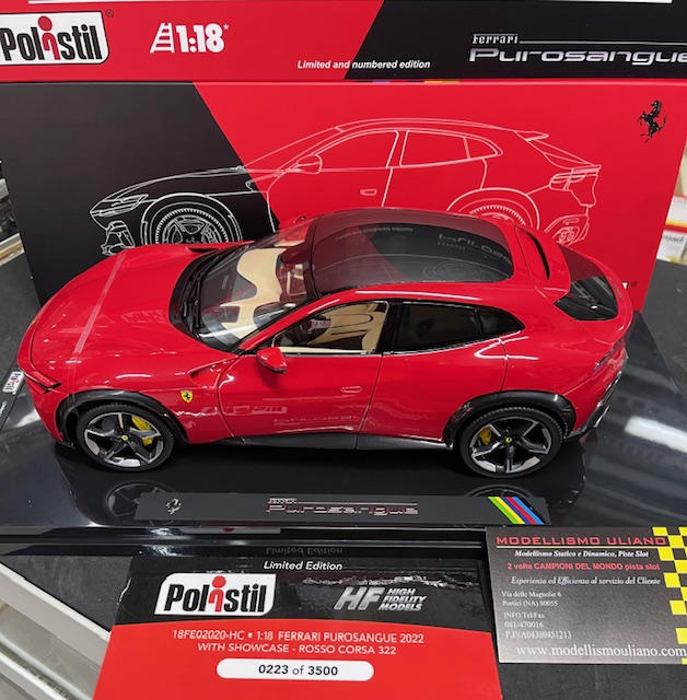 Polistil Ferrari Purosangue Rosso Corsa 2022 con Teca 1/18